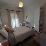 Niki Thalia Viros 1