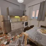 Apartman Niki Thalia Viros 1 *