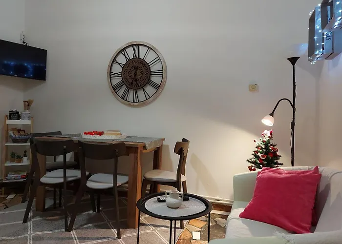 Niki Thalia Viros 1 Apartman Kastanéa